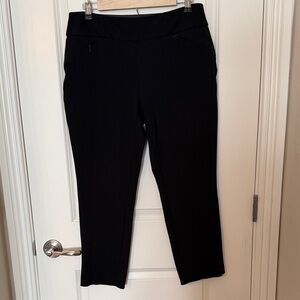 Investments Black Ankle Crop Pull-On Pants